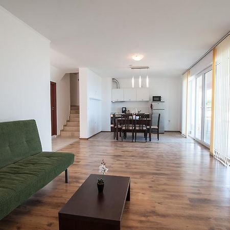 בלצ'יק Momchil Villas מראה חיצוני תמונה